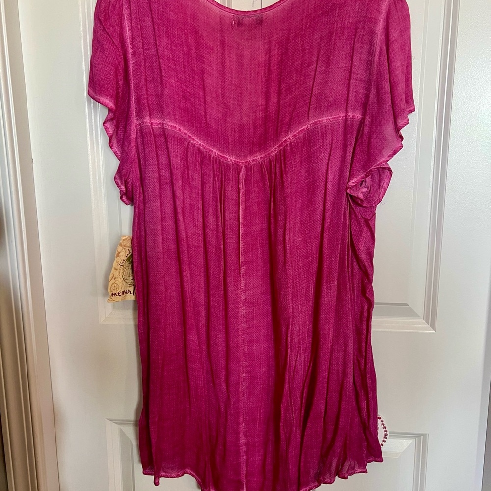 ONE WORLD Fuchsia Top